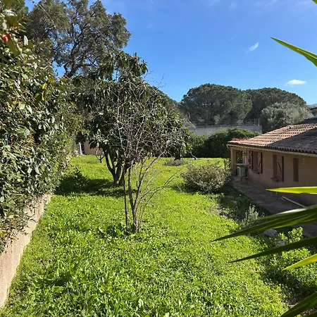 La Maisonnette Du Jasmin Apartment *